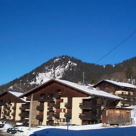 6 Pers, Chatel, Avec Parking Et Wifi - Fr-1-198-267 Châtel